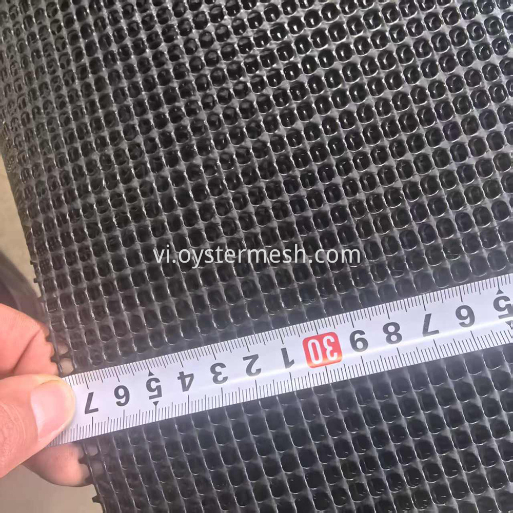 Bảo vệ cây bằng nhựa (7) Plastic Mesh Tree Guard (7)